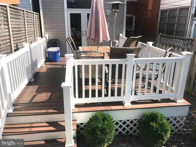 Foto del edificio - 1413 Shepherd St NW