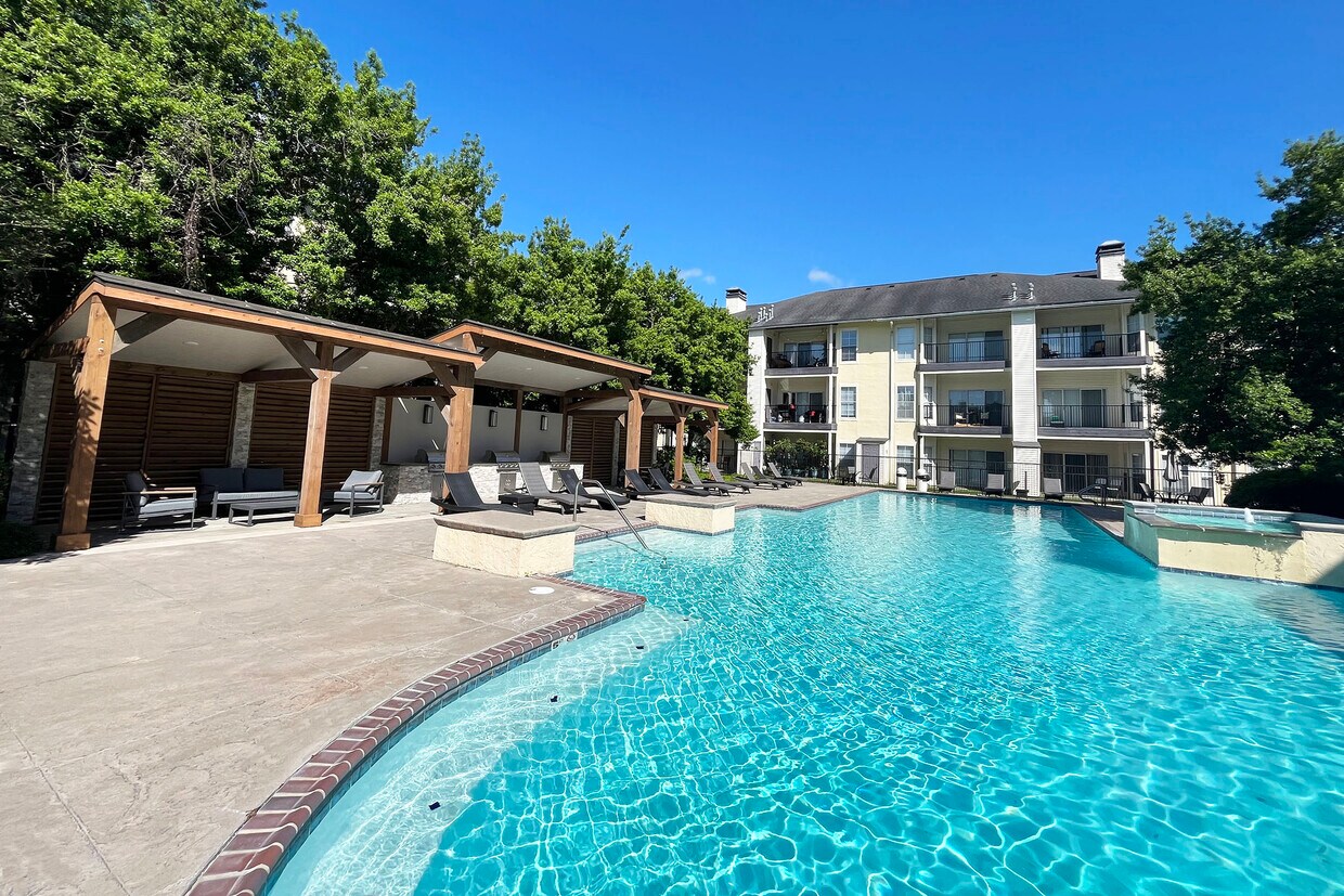 The Plantation at Lafayette Apartments in Lafayette, LA