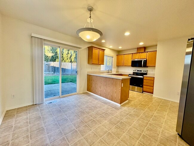 Building Photo - 3320 NW 118th St