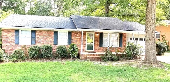 Photo - 1908 Rolling Hills Rd House