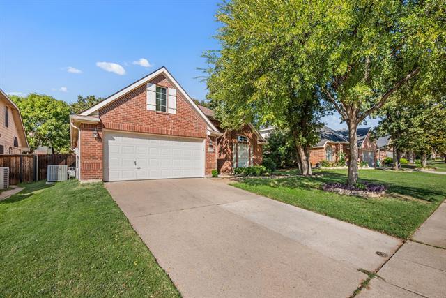 Building Photo - 3605 Villanova Dr