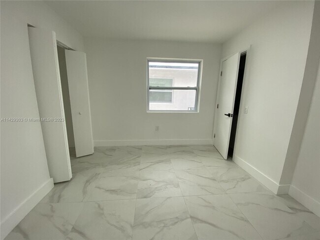 Building Photo - 1451 NW 34th St