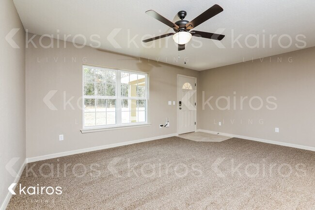 Building Photo - 3015 SW 168 Loop