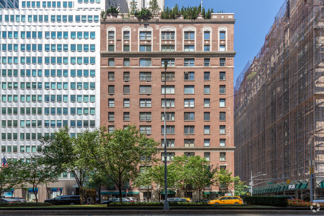 Foto del edificio - 470 Park Ave