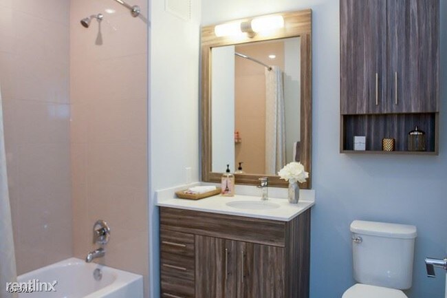 Foto del edificio - 540 N McClurg Ct