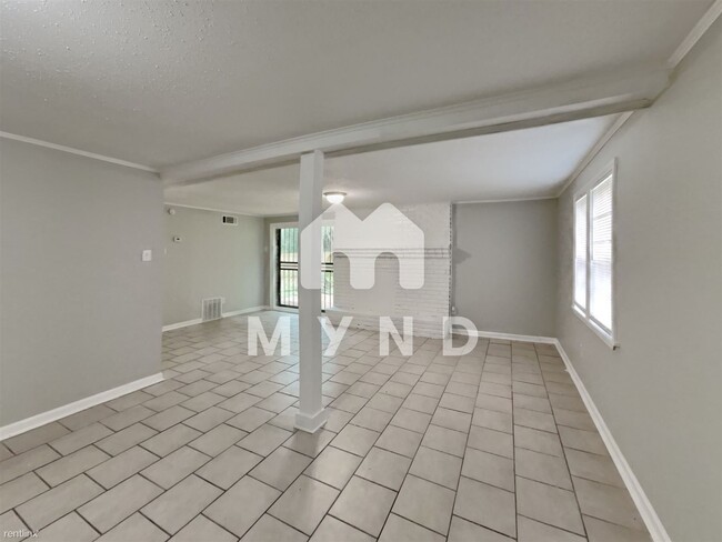 Building Photo - 3 br, 2 bath House - 4185 Yale Rd