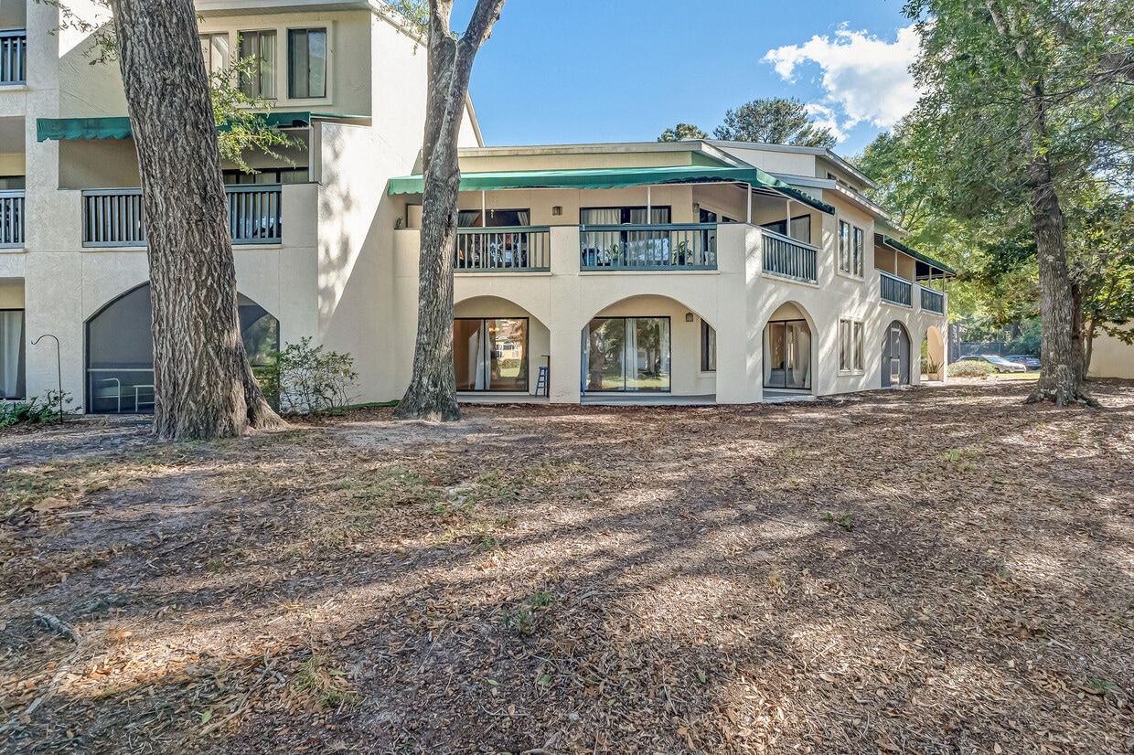 Foto principal - 303 Westlake Ct