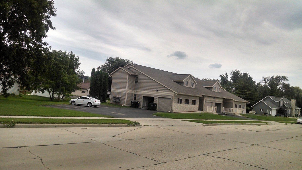 Jackson Apartments Beaver Dam, WI