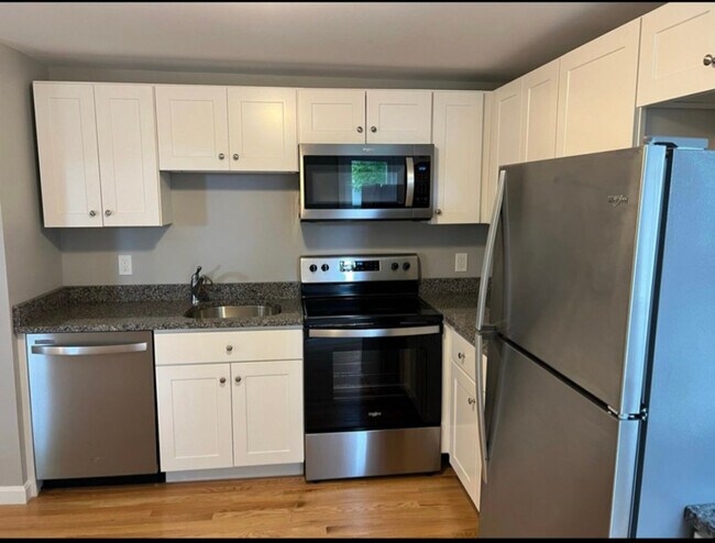 Building Photo - 72-74 3rd St