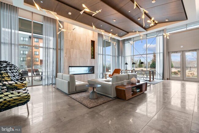 Building Photo - 145 Riverhaven Dr