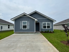 Building Photo - 6357 Firefly Dr