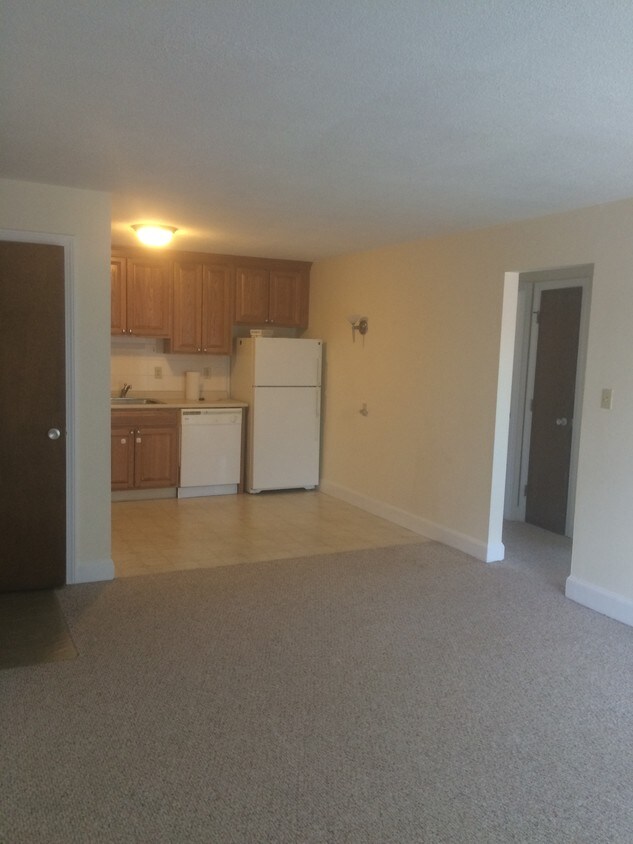 34 Boston St, Middleton, MA 01949 Apartments in Middleton, MA