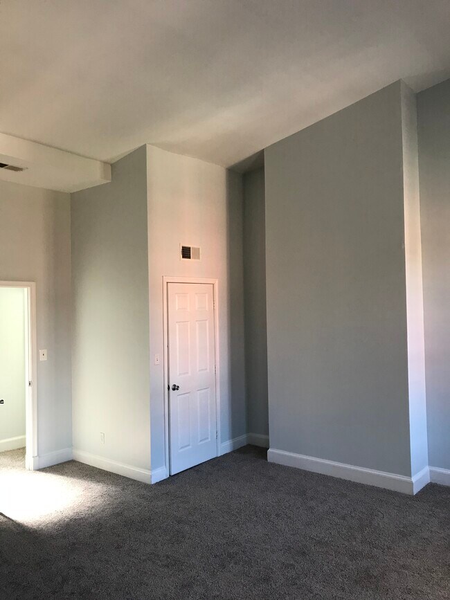 Foto del edificio - 918 N. Calvert Street