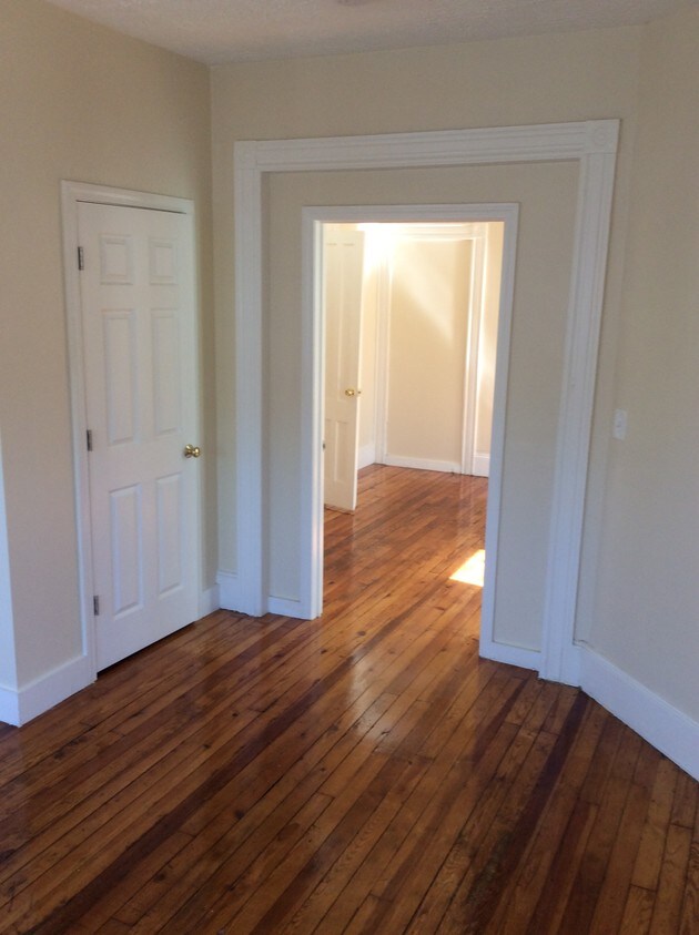 Foto principal - 456 Norman St