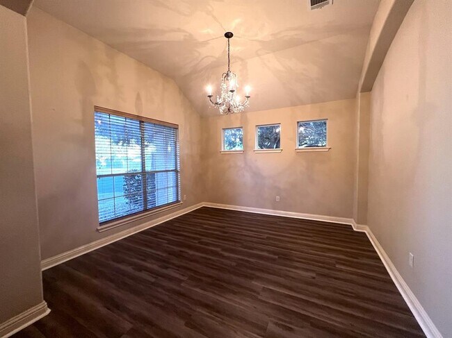 Building Photo - 10028 Anahuac Trail