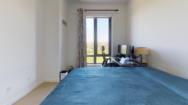 Foto del edificio - 80-82-82 Fenwood Rd