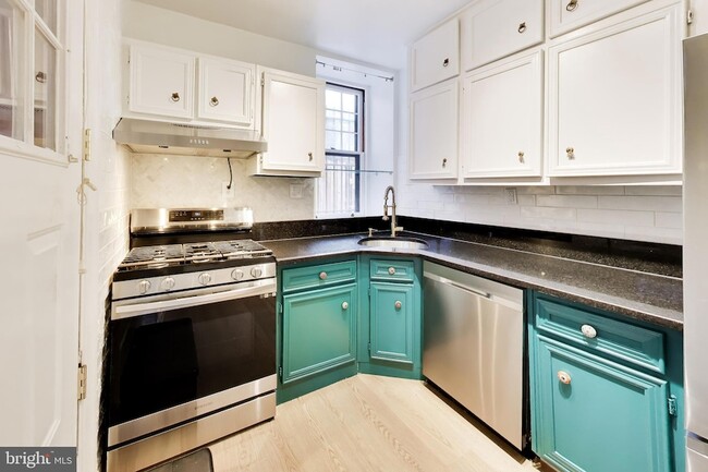 Photo - 3014 Dent Pl NW Apartment