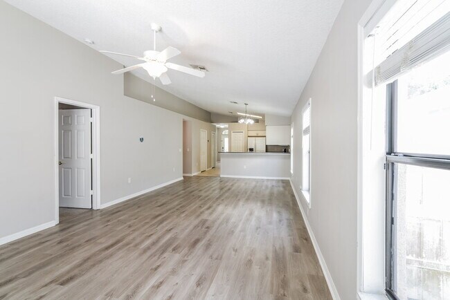 Foto del edificio - 7808 Prospect Hill Cir