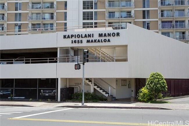 Building Photo - 1655 Makaloa St