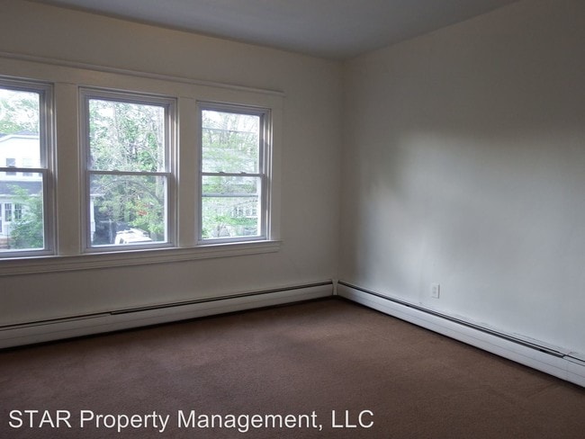 Building Photo - 3221 Shelburne Rd