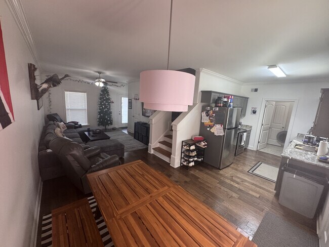 Building Photo - 224 Massee Cir