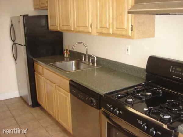 Primary Photo - 256 54th St