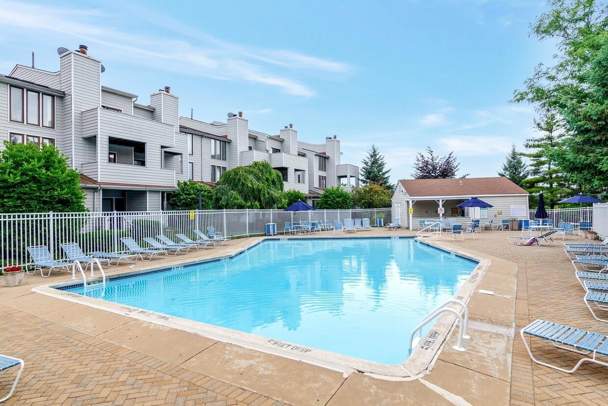 742 Mainsail Ln, Secaucus, NJ 07094 Condo for Rent in Secaucus, NJ