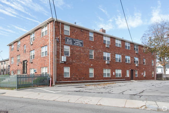 Edgewood Gardens Apartments - Lowell, MA | Apartments.com