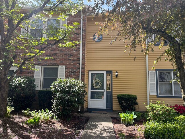 Foto del edificio - 1400 Hartford Tpke