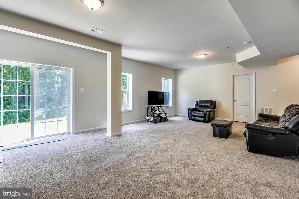 Foto principal - 12209 Wallace Landing Ct