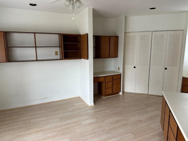 Foto del edificio - 7901 Cambridge St