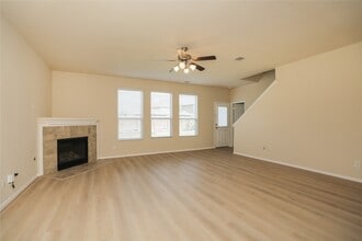 Building Photo - 15011 Calico Heights Ln