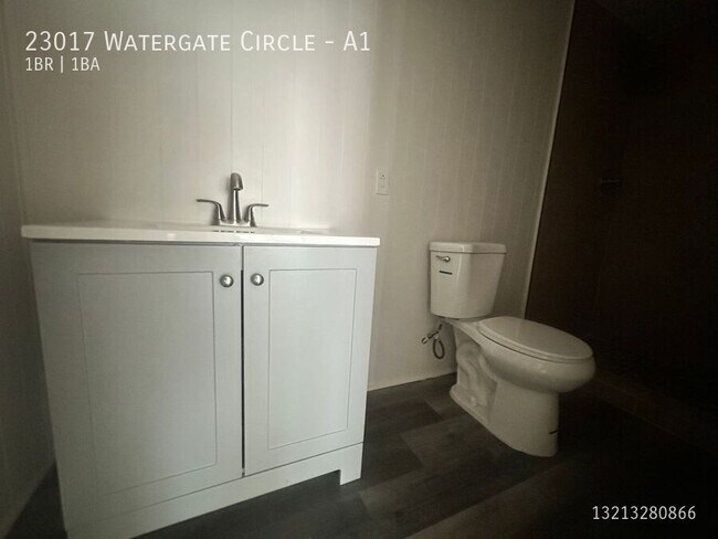 Foto del edificio - 23017 Watergate Cir