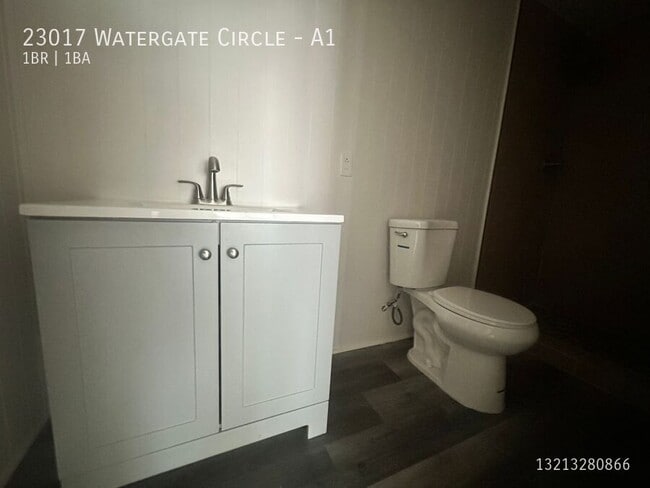 Building Photo - 23017 Watergate Cir