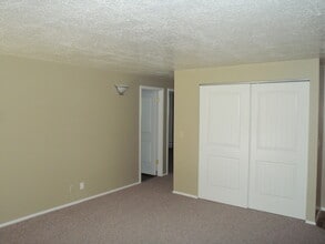 Building Photo - 1792 E 5625 S