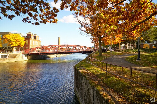 View of Liftbridge Park facing east.