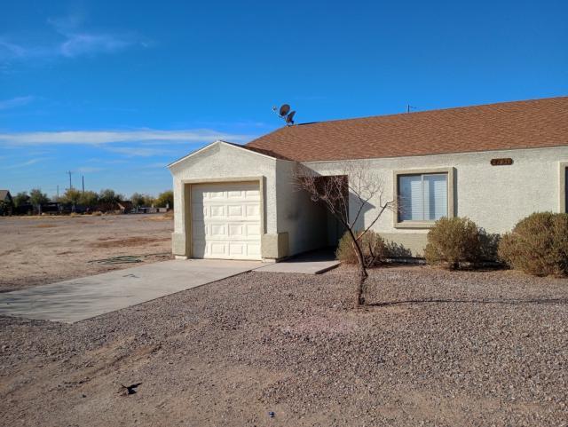 Foto principal - 3 bedroom in Eloy AZ 85131