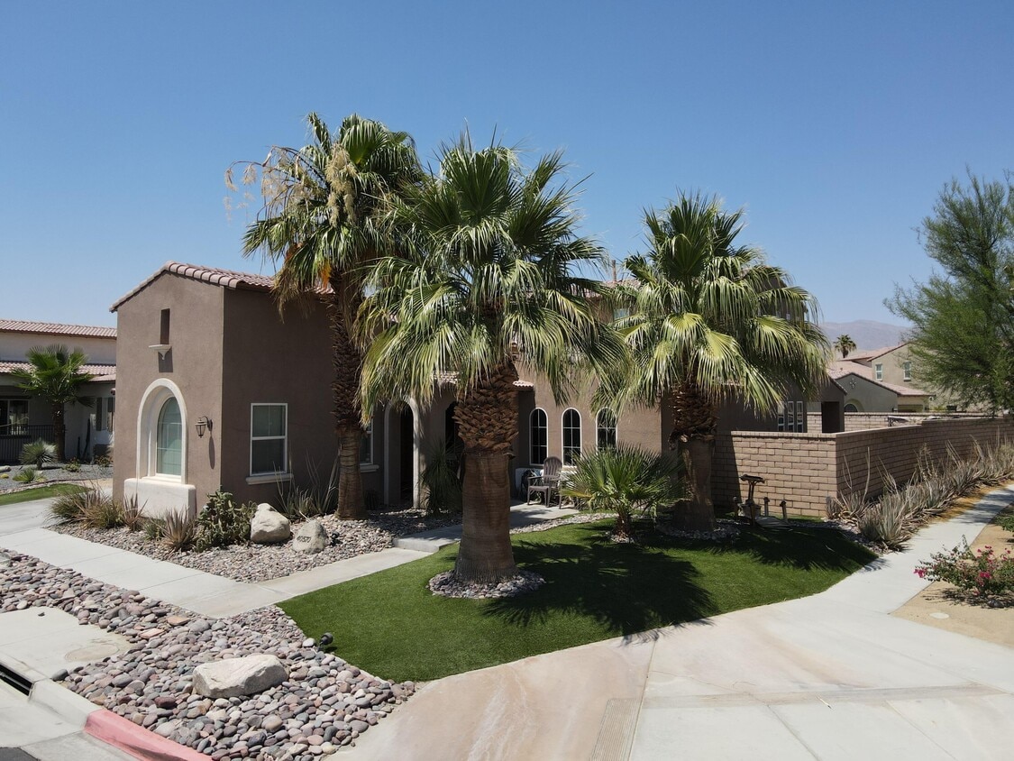 40570 Alabama Hills Dr, Indio, CA 92203 House for Rent in Indio, CA