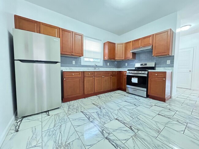 Foto del edificio - 329 S 19th St