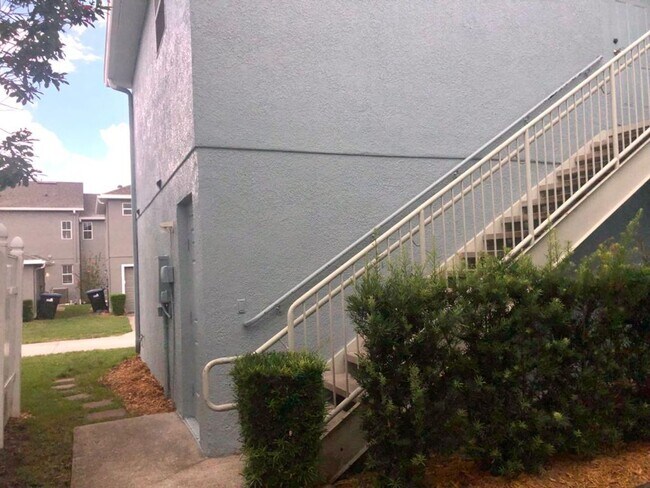 Foto del edificio - MOVE IN NOW! RENT INCLUDES ELECTRICITY, WA...