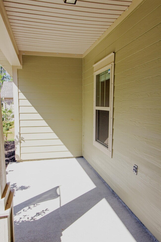 Building Photo - 8174 Miranda St