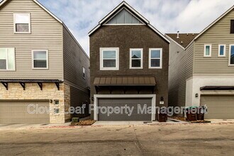 Building Photo - 5843 Whitby Rd