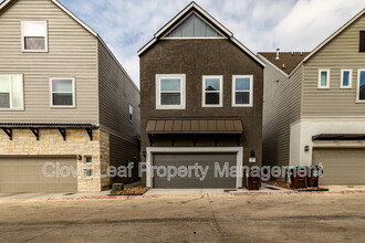 Building Photo - 5843 Whitby Rd