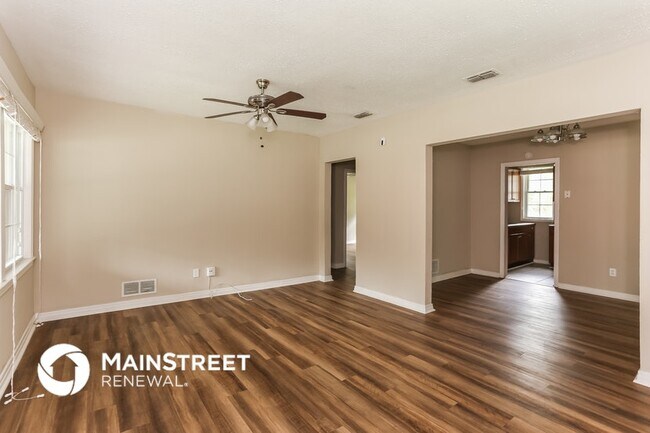 Foto del edificio - 3114 N 3rd St Cir