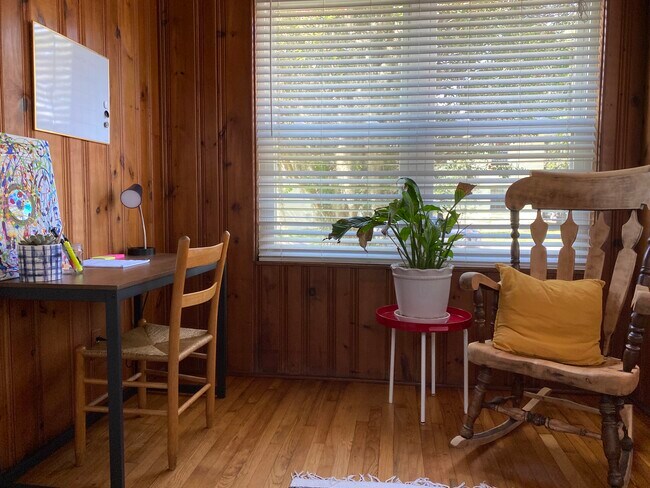 Foto del edificio - 3138 Belden Cir