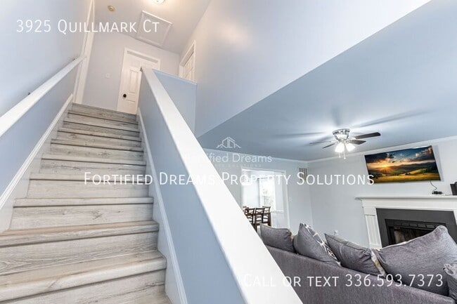 Building Photo - 3925 Quillmark Ct