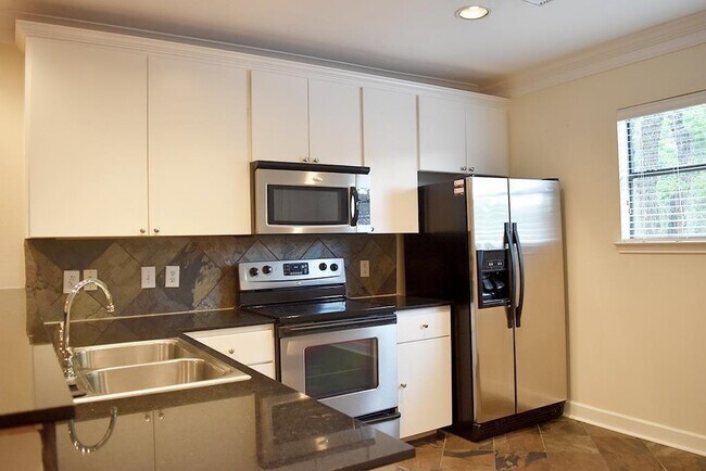 Foto del edificio - 1342 Rutland St
