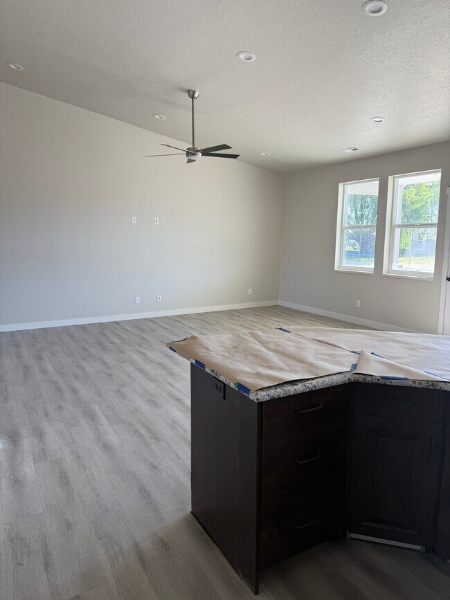 Building Photo - 3071 S 3500 W