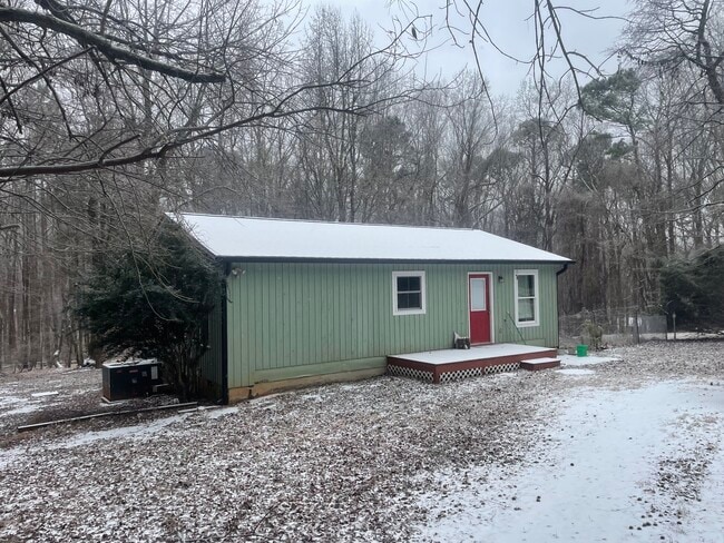 Foto del edificio - 425 Moon Meadow Ln