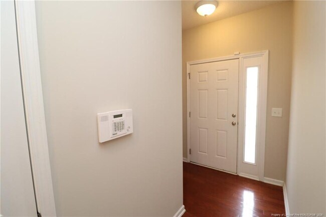 Foto del edificio - 110 Fanwood Ct
